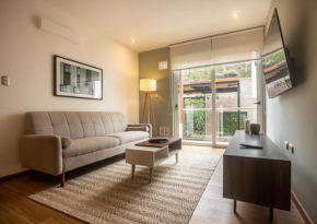 Dazzling 2BR with Patio in Barranco